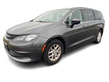 2017 chrysler pacifica touring with 257812 miles for sale near rochester, minnesota 45dd9d53e8b04233b75cbf5d3114b81c.jpg