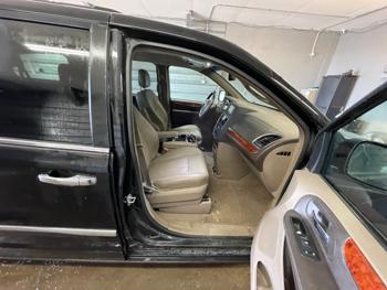 2016 chrysler town-&-country touring with 160048 miles for sale near elk-river, minnesota 46017bc24d8644ce8d54b1c45320659b.jpeg