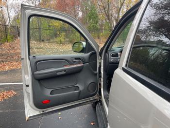 2007 chevrolet tahoe ls-4wd with 188898 miles for sale near white-bear-lake, minnesota 463945a1da734620acd50e2f2a141d2a.jpeg