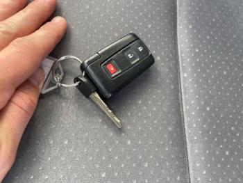 2007 toyota prius touring with 213965 miles for sale near elk-river, minnesota 47955f4fcf5d4bf58350e614cb9d8818.jpeg