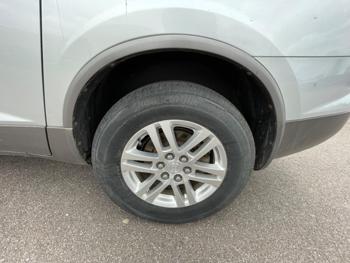 2009 buick enclave cx-fwd with 236627 miles for sale near redwood-falls, minnesota 4823df867881415db23520149b8fecfc.jpeg
