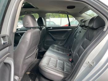 2006 volkswagen jetta tdi with 227110 miles for sale near elk-river, minnesota 483145ef822340ffb70b909ccf57fb1f.jpeg