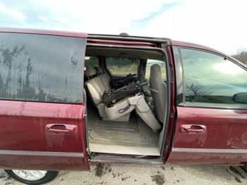 2002 dodge grand-caravan sport with 125360 miles for sale near elk-river, minnesota 49667cbb625040e0a2aeddba864ae444.jpeg