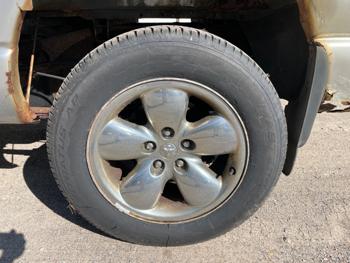 2003 dodge ram-1500 st-quad-cab-short-bed-4wd with 210145 miles for sale near elk-river, minnesota 49f1580d4462493eadfe23fdc25a9542.jpeg
