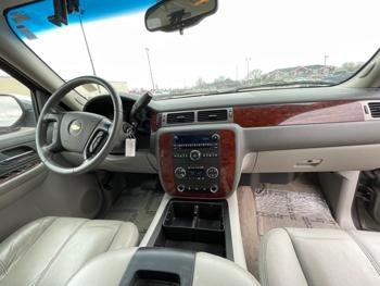 2009 chevrolet suburban lt1-1500-4wd with 253232 miles for sale near redwood-falls, minnesota 4a763dfc39c940b689a4c21cbb039b6f.jpeg