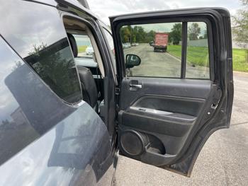 2014 jeep compass latitude-4wd with 284421 miles for sale near elk-river, minnesota 4a97e1ab9a3743489ef79c1f2fbd3b84.jpeg