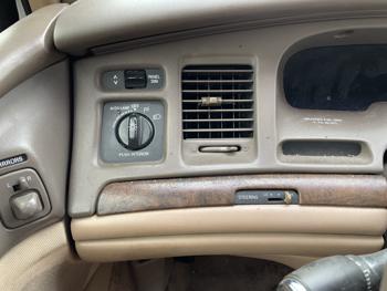 1997 lincoln town-car sel with 257716 miles for sale near elk-river, minnesota 4a9a5c0e8db64d958ed3fba5b3d12a49.jpg