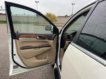 2010 buick enclave cxl-2xl-awd with 194646 miles for sale near burnsville, minnesota 4acd9c5c2d3446ba873ac3242e5bd380.JPG