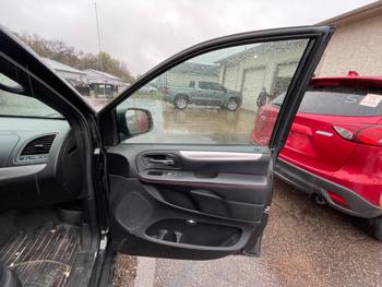 2016 dodge grand-caravan r-t with 148594 miles for sale near elk-river, minnesota 4b5a4c3dcfbb4b2cb28f6ca3eb43d865.jpeg