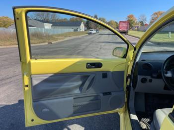 2001 volkswagen new-beetle glx with 161515 miles for sale near elk-river, minnesota 4be2ee9fc53d4e96b7a1883c433fd8fa.jpeg