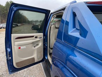 2003 cadillac escalade-ext sport-utility-truck with 175517 miles for sale near elk-river, minnesota 4bf12783dfed42df81d511a34a805f69.jpeg