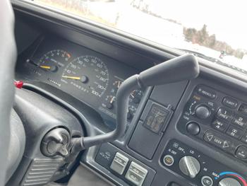 1996 chevrolet suburban with 227941 miles for sale near elk-river, minnesota 4bfdbf73cb8942e5ad6f514e920e1b38.jpg