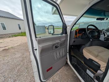 1997 ford econoline with 45653 miles for sale near elk-river, minnesota 4c0ad8c038f34b8a8043445233eef8b0.jpg