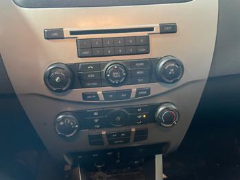 2009 ford focus se-sedan with 174309 miles for sale near elk-river, minnesota 4c1031984d604191938263dea037f38e.jpeg