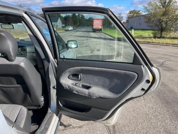 2001 volvo s40 sedan with 144822 miles for sale near elk-river, minnesota 4c411f36187f4d0aac73dcf852dd8ebc.jpeg