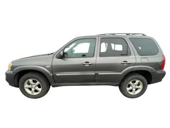 2006 mazda tribute s-4wd-4-spd-at with 238256 miles for sale near elk-river, minnesota 4c8e6fcbe441452ba3f261d91dd0f9f6.jpg