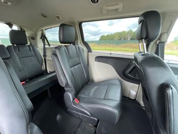 2016 chrysler town-&-country touring with 144645 miles for sale near elk-river, minnesota 4d6207bbb1274d0e8a77c089894480f1.jpeg
