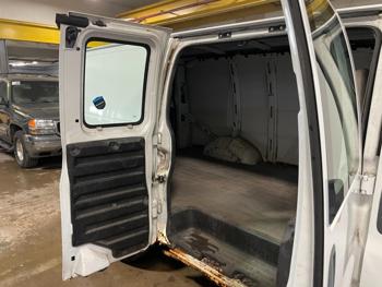 2002 Chevrolet Express