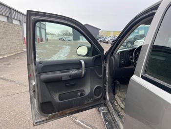 2007 gmc sierra-classic-1500 sle-2 with 165845 miles for sale near redwood-falls, minnesota 4dbe81c47f664b43816e2ccba6193654.jpeg