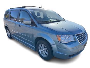 2010 chrysler town-&-country touring with 85465 miles for sale near elk-river, minnesota 4f5e76835928467388d5236d7d7cbf92.jpg