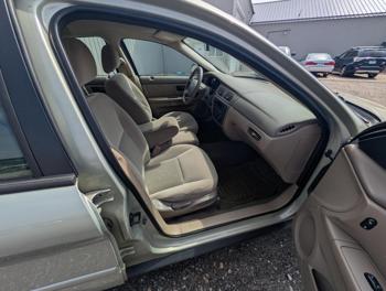 2005 ford taurus se with 78590 miles for sale near elk-river, minnesota 4f9f7b7b3a4646d58b5e85269080efbe.jpg