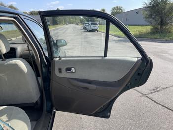 2000 mazda protege dx with 150596 miles for sale near elk-river, minnesota 4faf5f3c4ceb490f9f9af35cc23e0972.jpg