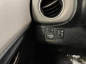 2012 toyota yaris 5-door-le with 110907 miles for sale near elk-river, minnesota 50b345eb744c4a7ab3394448cdc5ad28.jpg