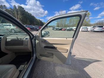 2008 ford escape limited-4wd with 214408 miles for sale near elk-river, minnesota 51f4e40f556c44cbb4c49aaac840c358.jpeg