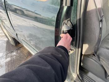 2006 chevrolet silverado-1500 ls-ext.-cab-4wd with 245271 miles for sale near fridley, minnesota 5216fbeab8c34977920d785696700d42.jpeg