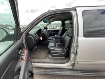 2011 chevrolet suburban lt-1500-4wd with 190440 miles for sale near redwood-falls, minnesota 5242045cf4114fbfa61f3a36d344f81e.jpeg