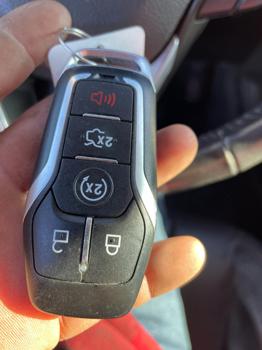 2013 ford fusion titanium with 252368 miles for sale near elk-river, minnesota 52a513e146234725b6730b4c77d6f158.jpg