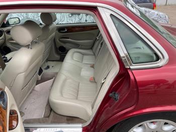 1998 jaguar xj-sedan xj8 with 122279 miles for sale near elk-river, minnesota 53cf849838c74a658e84ac8224c7d7d8.jpg