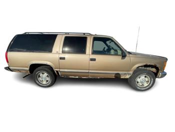 1999 gmc suburban 1500-4wd with 201982 miles for sale near elk-river, minnesota 54057c2a61b74a118c101ac5703a33b1.jpg