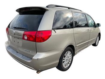 2007 toyota sienna xle-fwd with 212907 miles for sale near elk-river, minnesota 54111acabd3f492b9d74cab8c236c6e6.jpg