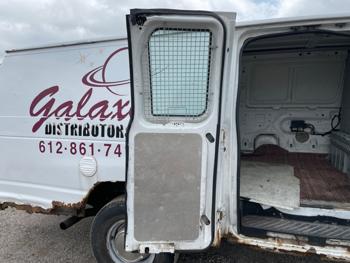 2002 ford econoline e350-super-duty-extended with 231870 miles for sale near elk-river, minnesota 54181c8465e14d54b701e47e267ae08f.jpeg