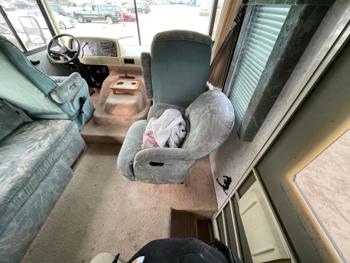 1996 fleetwood flair -33d- with 27222 miles for sale near elk-river, minnesota 541f08450b1846ae98fcf8af260c60e5.jpg