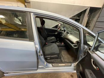 2009 honda fit sport-5-speed-mt with 120291 miles for sale near elk-river, minnesota 5473d34ab7984ebcb1119b3cdd4d152e.jpeg