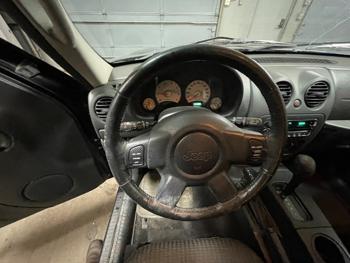 2004 jeep liberty sport-4wd with 104085 miles for sale near elk-river, minnesota 554a31b7aa0e485d80cd23e8defe63f4.jpeg