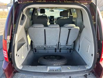 2008 chrysler town-&-country touring with 160232 miles for sale near elk-river, minnesota 5565cc335fd9402da87333855888c627.jpeg