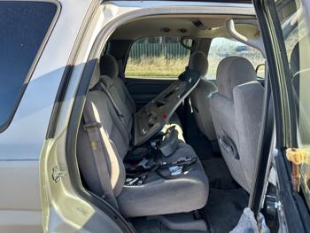 2005 chevrolet tahoe 2wd with 202904 miles for sale near elk-river, minnesota 55acb6c604f04dcfbb6639243fd3be1b.jpeg