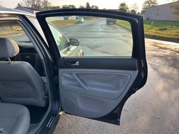 2002 volkswagen passat gls with 114468 miles for sale near elk-river, minnesota 55f3d3eae0284b9382e9dcc30fbaf264.jpg