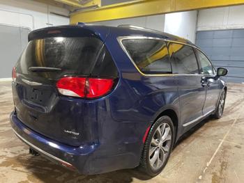 2017 chrysler pacifica limited with 117154 miles for sale near elk-river, minnesota 5618967611284c3790ea4f9c786e7e1b.jpg