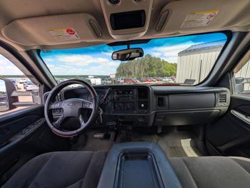 2005 chevrolet silverado-2500hd work-truck-crew-cab-short-bed-4wd with 743212 miles for sale near elk-river, minnesota 563426e590b44365a18f33792e2dfcfb.jpg