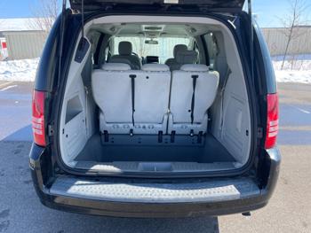 2008 chrysler town-&-country touring with 153950 miles for sale near lake-elmo, minnesota 565491c790784be7b2893cbe8aea4a98.jpeg