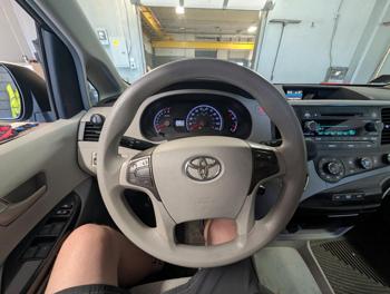 2011 toyota sienna le-8-pass-v6 with 180000 miles for sale near elk-river, minnesota 567c4705b54e4b3691e301d6465289b1.jpg