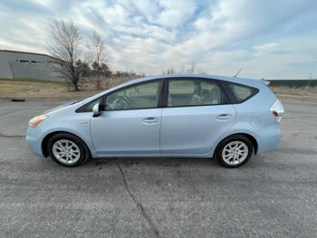 2012 toyota prius-v two with 307540 miles for sale near elk-river, minnesota 56afe6107420411391b5161dc07792ec.jpeg