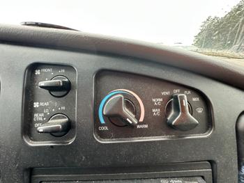 2001 ford econoline e350-extended with 236141 miles for sale near elk-river, minnesota 56b63e52fa894f70bbf6a8307c0db2a1.jpeg