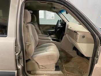 2003 chevrolet suburban 1500 with 332094 miles for sale near elk-river, minnesota 56de8a0668224312bfcebc4534addfb9.jpg