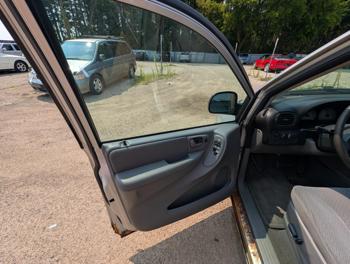 2006 chrysler town-&amp;-country lx with 222575 miles for sale near elk-river, minnesota 56e47747c3c1408d94009207191ce0e8.jpg