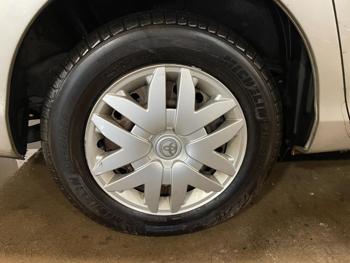 2006 toyota sienna le-7-passenger with 187836 miles for sale near elk-river, minnesota 56f5c8f1d9bc4cc692936c728672beda.jpg